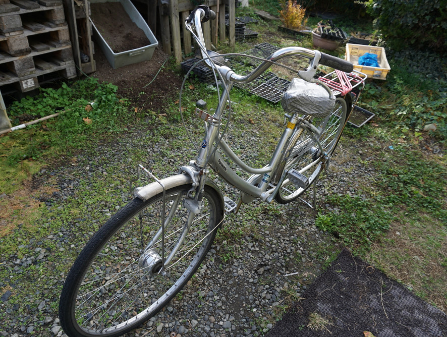 昔のチャルメラ屋台の自転車っぽい。