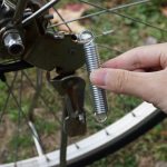 【スタンドバネ交換】ママチャリ自転車のスタンドをピンポイントお手軽修理と取り付け方法