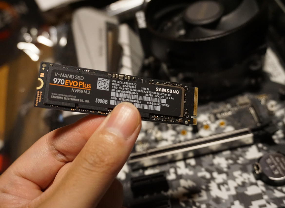 自作PC初心者マニュアル】AMDのRyzenとM.2の超高速SSDで自作パソコン ...