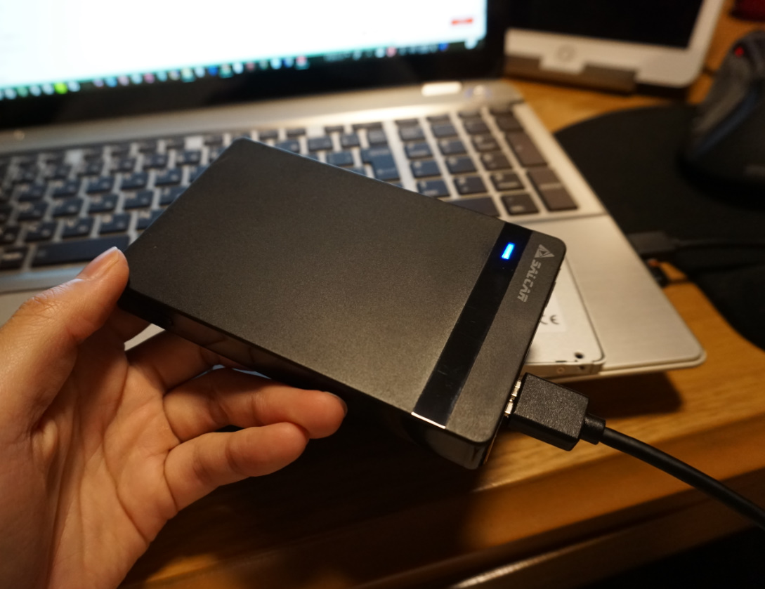 外部SSDをノートパソコンに接続
